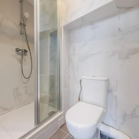 Cosy Studio In Bobo Eastern Parigi